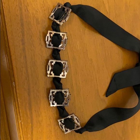 **SOLD** Stella and Dot Art Deco choker - Picture 3 of 5